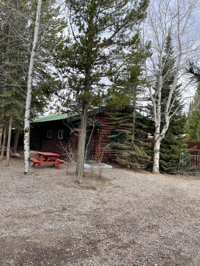 Wagon Wheel Hotel West Yellowstone Luaran gambar