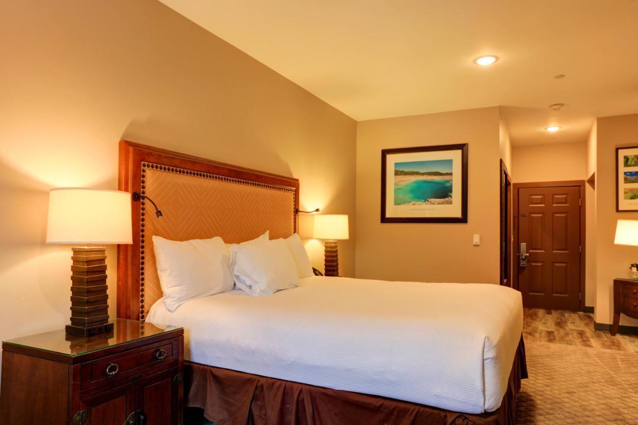 Wagon Wheel Hotel West Yellowstone Luaran gambar