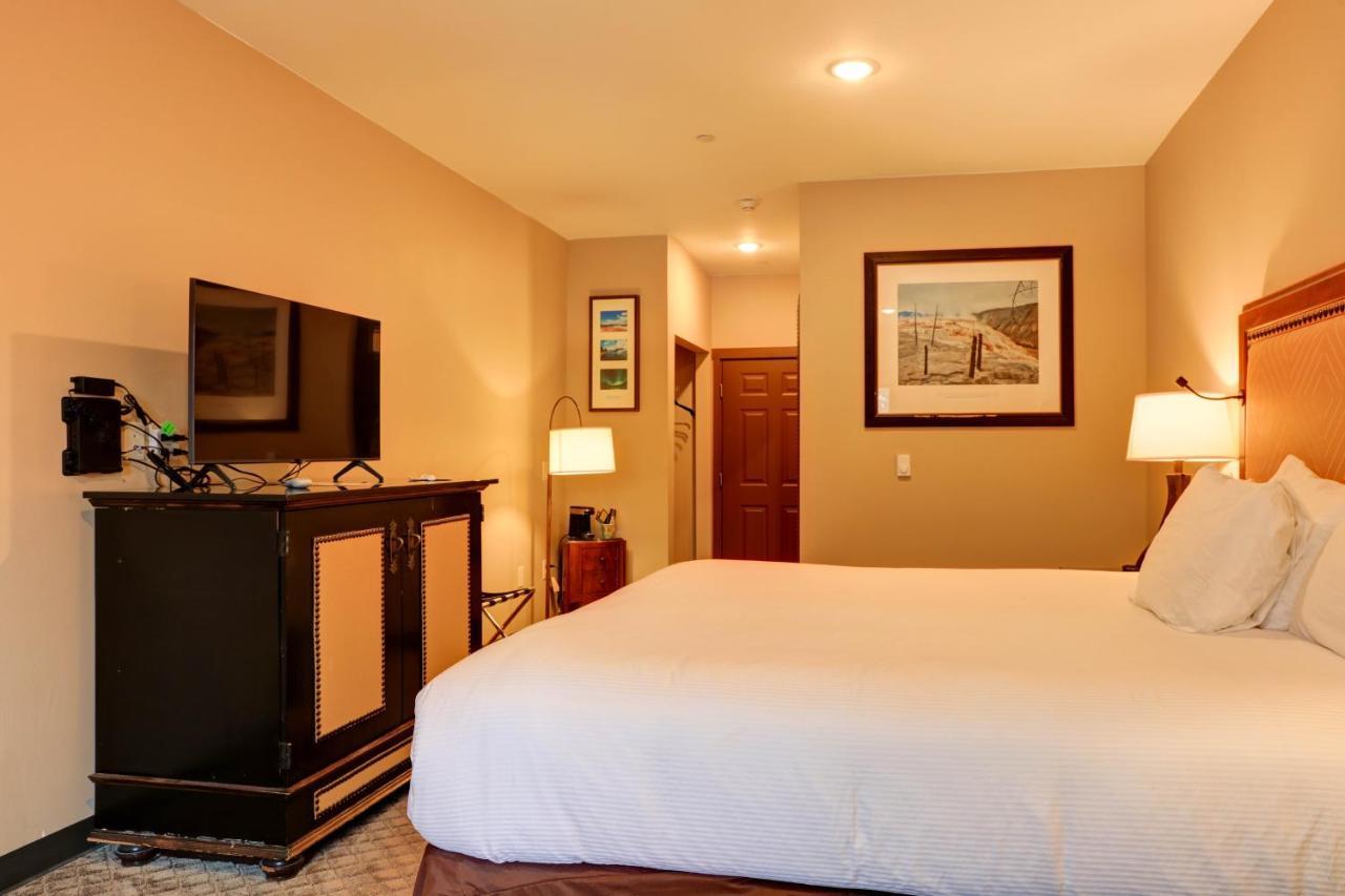 Wagon Wheel Hotel West Yellowstone Luaran gambar
