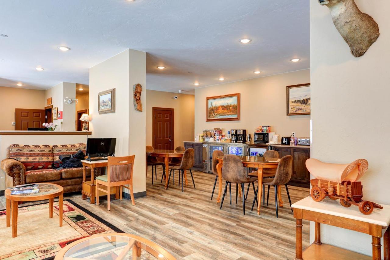 Wagon Wheel Hotel West Yellowstone Luaran gambar