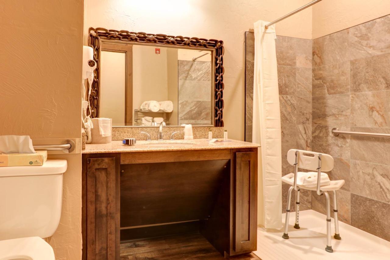 Wagon Wheel Hotel West Yellowstone Luaran gambar