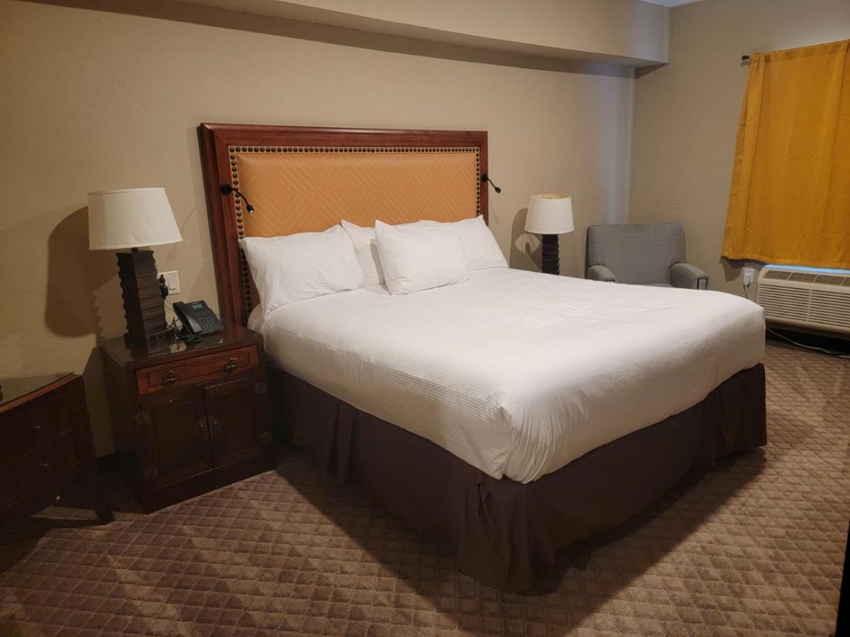 Wagon Wheel Hotel West Yellowstone Luaran gambar
